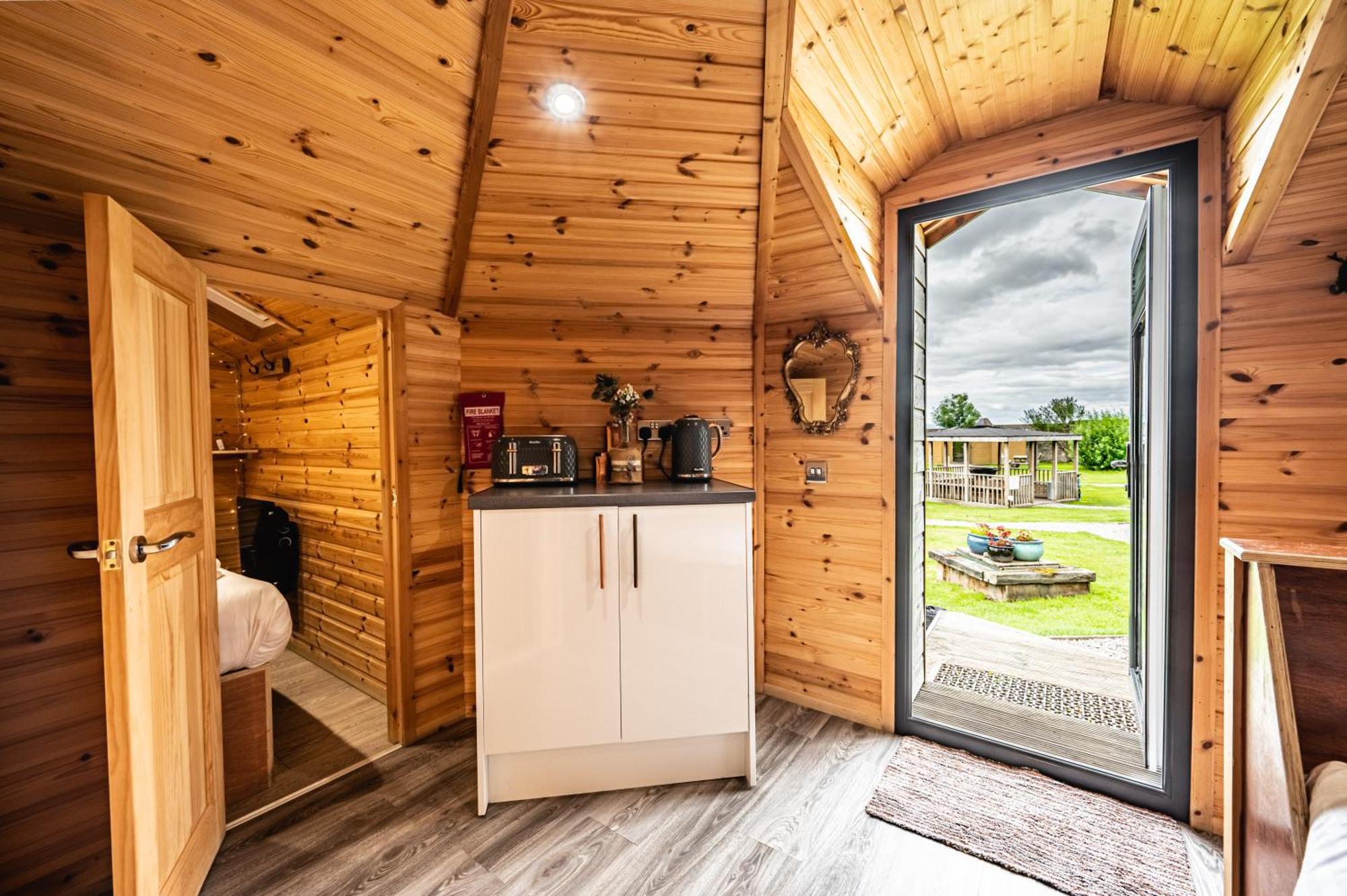 Delny Glamping And Farm Animals Hotel Invergordon Luaran gambar